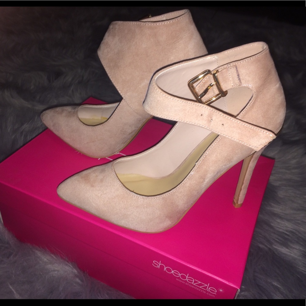 Blush Pumps